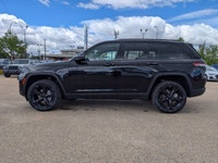 The new 2025 Jeep Grand Cherokee Altitude is a versatile midsize SUV that combines capability, advan... (image 2)