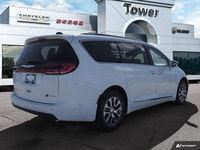 This Chrysler Pacifica Hybrid delivers a 3.6L V6 ETORQUE engine powering this Variable transmission.... (image 6)