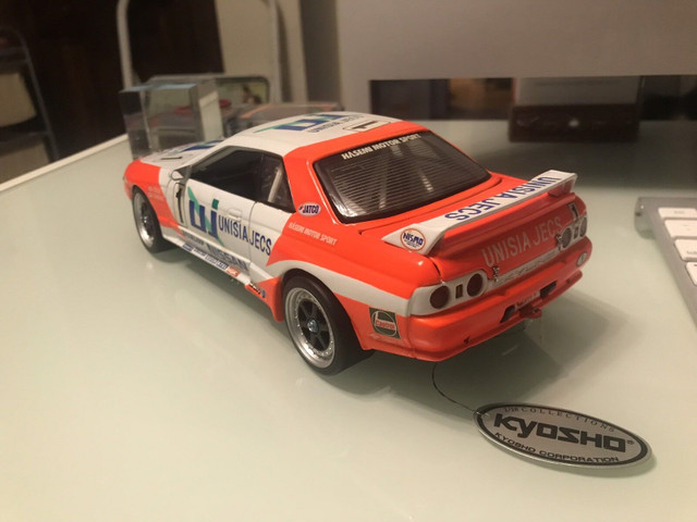 1/18 kyosho diecast Nissan skyline gtr r32 new ra dans Art et objets de collection  à Ville de Montréal - Image 2