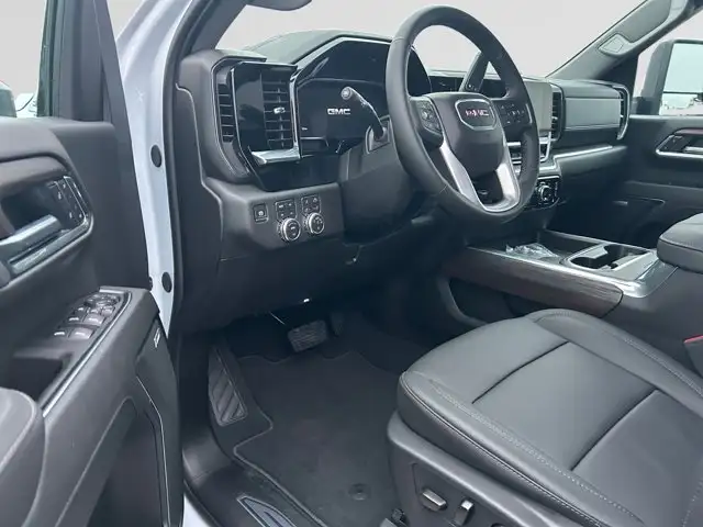 2026 GMC Sierra 2500HD SLT in Cars & Trucks in Regina - Image 14