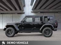 This Jeep Wrangler boasts a Regular Unleaded V-6 3.6 L/220 engine powering this Automatic transmissi... (image 3)