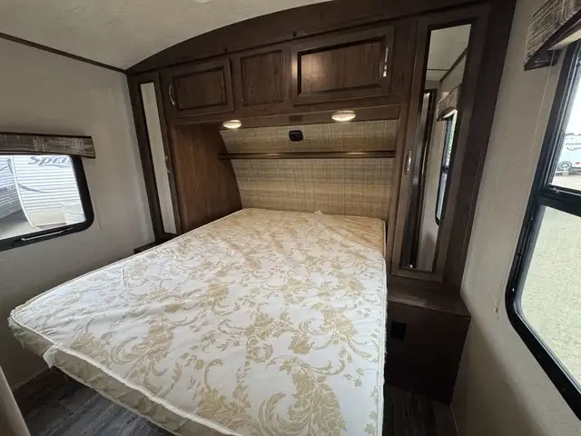 2017 Cruiser RV Fun Finder Xtreme Lite 28QD in Travel Trailers & Campers in St. Albert - Image 13