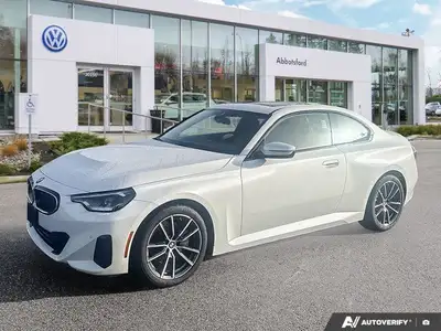 This BMW 2 Series delivers a Intercooled Turbo Premium Unleaded I-4 2.0 L/122 engine powering this A...
