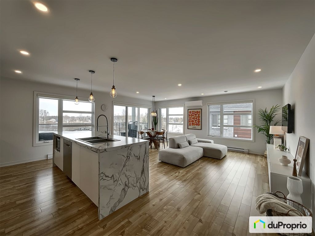$409,900 - Condominium for sale in Ste-Marthe-Sur-Le-Lac — photo 2
