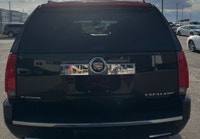 2014 Cadillac Escalade Premium | AWD | Heated & Cooled Seats | Sunroof | Backup Camera | 191,596 KM... (image 4)