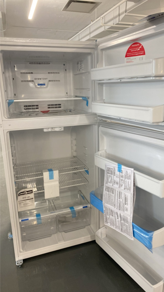 Econoplus Signature-Réfrigérateurs blancs garantis 1 an dans Réfrigérateurs  à Ville de Québec - Image 3