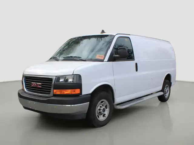 2023 GMC Savana Cargo Base in Cars & Trucks in Comox / Courtenay / Cumberland - Image 8