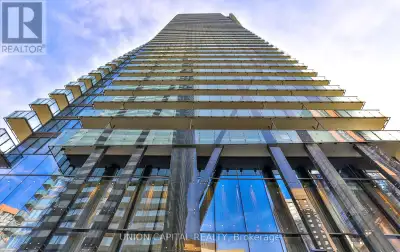 1601 - 65 ST MARY STREET Toronto (Bay Street Corridor), Ontario