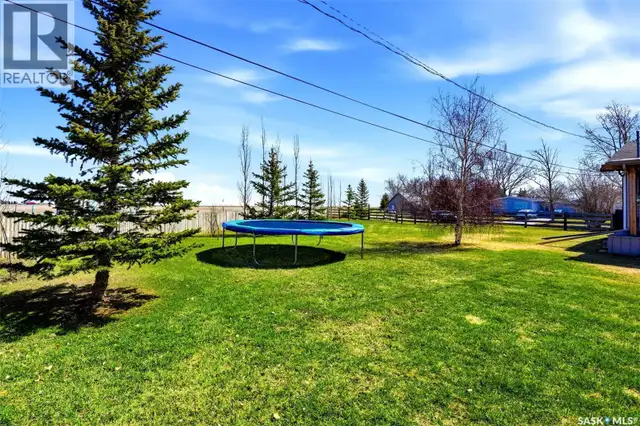 327 Coteau STREET Milestone, Saskatchewan in Houses for Sale in Regina - Image 40