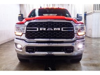 **ACCIDENT FREE - MECHANICALLY CERTIFIED** 28,594 KM This 2024 Ram 3500 4x4 Crew Cab Big Horn is pow... (image 3)