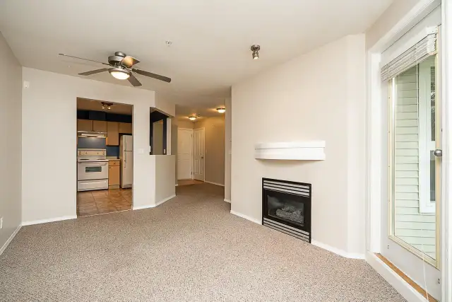 201 10186 155 STREET Surrey, British Columbia in Condos for Sale in Delta/Surrey/Langley - Image 11