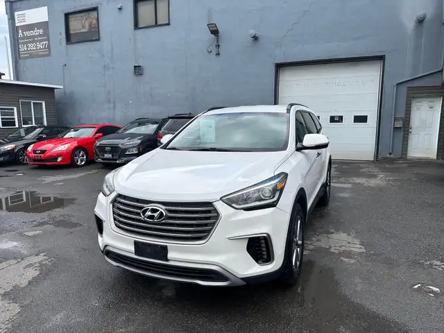 2017 Hyundai Santa Fe XL Automatic AWD Premium 7-Seater, Impeccable Condition, Documents Included