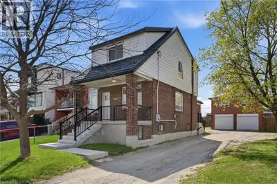 Beautifully upgraded 2-bedroom, 1-bathroom suite located above the garage in one of Midtown Toronto’...