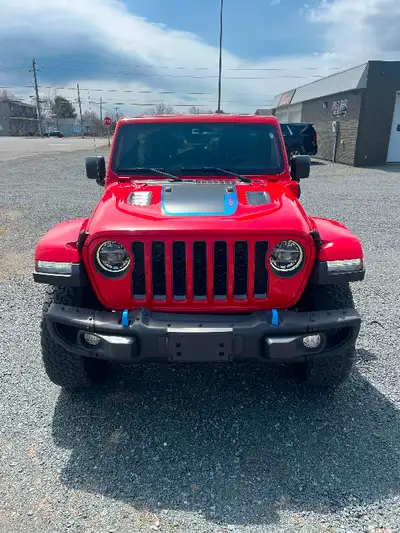 2022 Jeep wrangler rubicon unlimited,  leather, only 52000 km