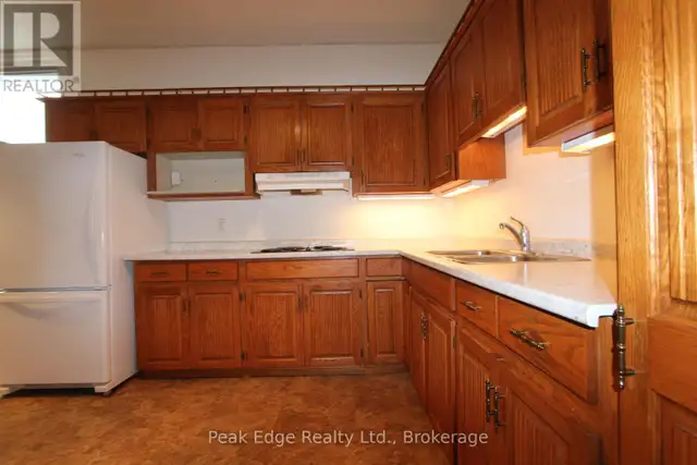 209 10TH STREET Hanover, Ontario in Commercial & Office Space for Sale in Owen Sound - Image 14