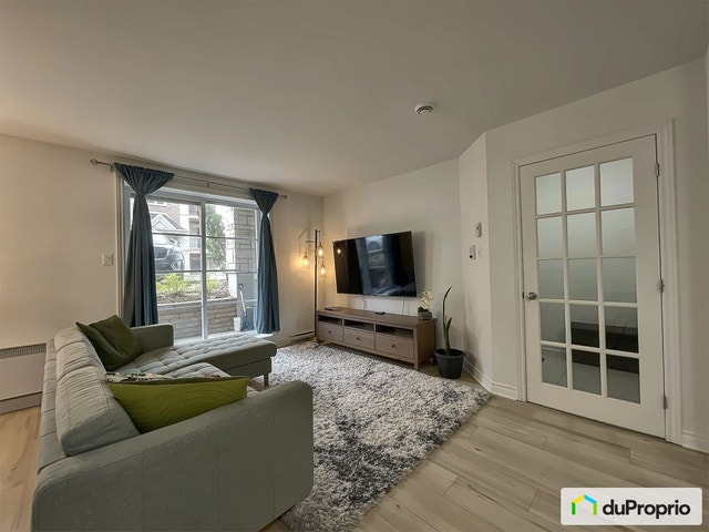 $349,900 - Condominium for sale in Blainville — photo 1