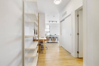 Situé au coeur de Montréal, Le Art offre cinq types de suites loft: des suites à une chambre, deux c... (image 6)