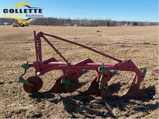 Kverneland 3 Furrow Land Plow in Other in Moncton - Image 3