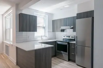 Spacious 3 1/2 available for August/September move in - ID 2120