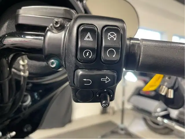 2021 Harley-Davidson Street Glide Special CANADIAN HARLEY/STAGE  in Sport Touring in North Bay - Image 22