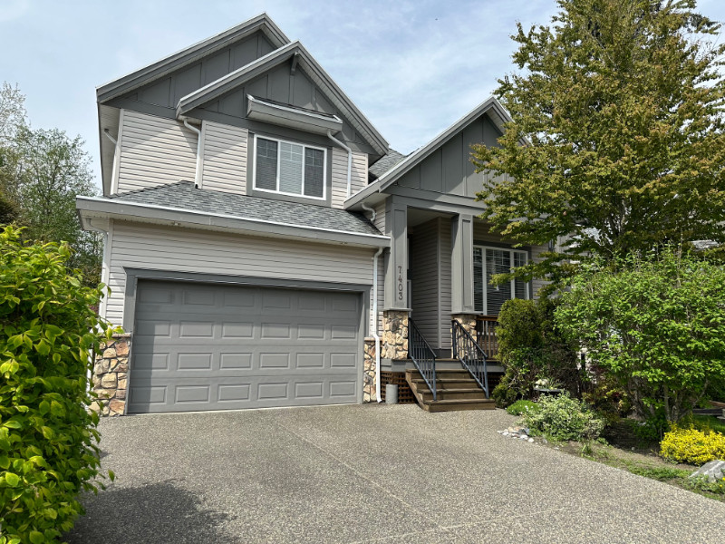 8 Bed 2 Level Plus Basement Executive Home in Willoughby Heights in Houses for Sale in Delta/Surrey/Langley