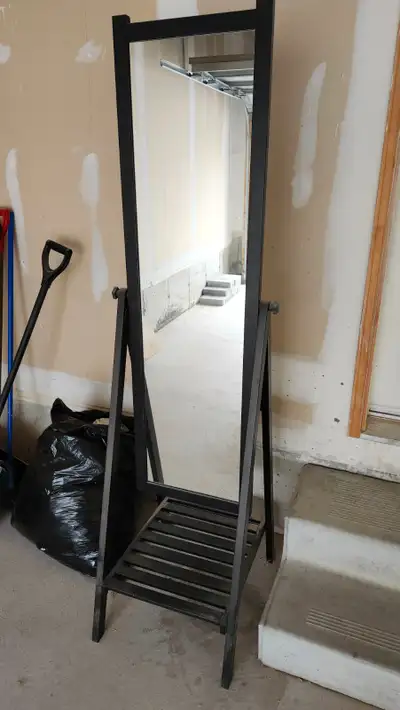 Stand Alone Missor, View more