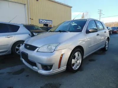 2007 FORD FOCUS S AUTOMATIC AIR CONDITION POWER WINDOWS AND LOCKS ALLOY WHEELS LOCAL BC VEHICLE __ P...