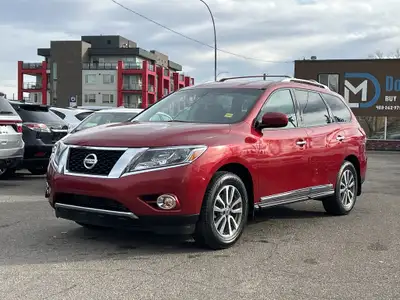 Double L Motors Ltd. FOR SALE: 2016 Nissan Pathfinder SL 4WD This Pathfinder is the perfect blend of...
