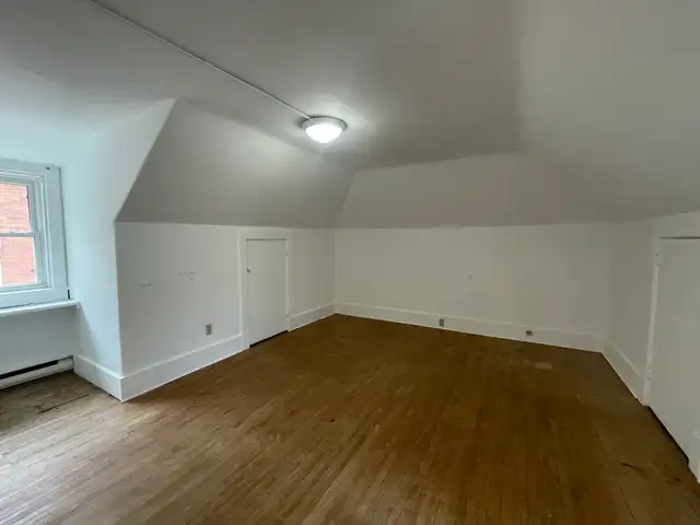 2 bed apt close to groceries, restaurants & more- 2-593 Johnson in Long Term Rentals in Kingston - Image 15