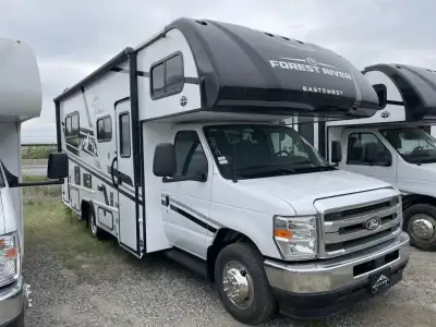 We are looking for good pre owned Rv's to buy or consign!! EAST TO WEST Entrada Class C gas motorhom...