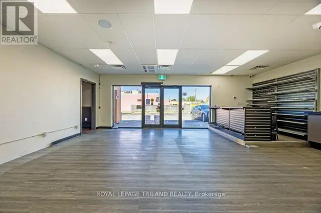 985 TALBOT STREET St. Thomas, Ontario in Commercial & Office Space for Rent in London - Image 8