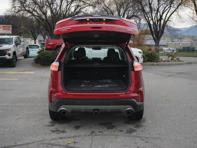 2020 Ford Edge in Cars & Trucks in Penticton - Image 8