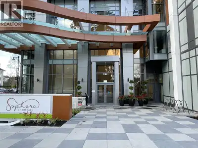 This stunning apartment is located in the heart of Coquitlam's most vibrant area, perfectly situated...