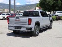 2024 GMC Sierra 1500 AT4 3.0L Duramax Diesel Premium off-road capability meets refined diesel perfor... (image 4)