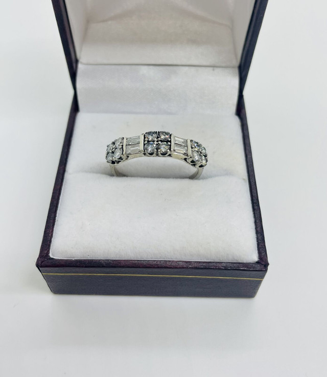 High End Estate Sale Elegant 14Karat White gold anniversary ring in Jewellery & Watches in Calgary - Image 2