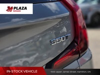 Come see this 2024 Cadillac XT4 AWD Premium Luxury before it's too late! *This Cadillac XT4 Is Compe... (image 4)