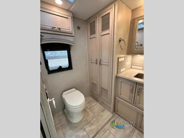 2023 Newmar Kountry Star 4037 Diesel Pusher 360 h.p. in RVs & Motorhomes in Moncton - Image 65