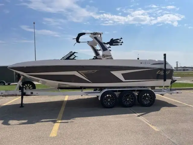 2025 Tige 24RZX in Powerboats & Motorboats in Saskatoon - Image 3