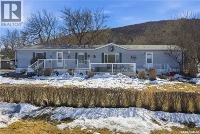 Stunning valley views, wide open spaces, fresh air, and highly desirable Katepwa Lake only a short d...