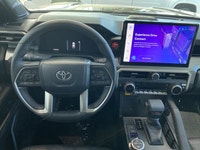 *Vehicle history form conveniently located in vehicle photos. AMVIC LICENSED DEALER ... Engine: Inte... (image 8)