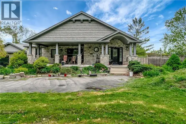 1392 DOON VILLAGE Road Kitchener, Ontario in Houses for Sale in Kitchener / Waterloo - Image 3