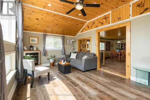 5632 PENETANGUISHENE ROAD Springwater (Elmvale), Ontario in Houses for Sale in Oakville / Halton Region - Image 11