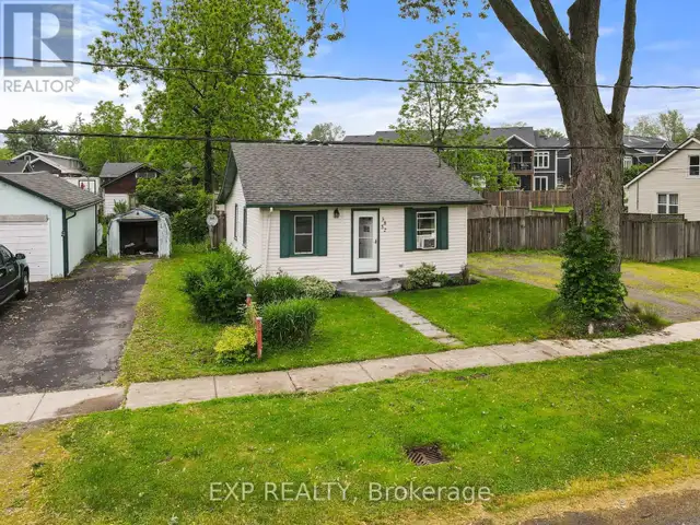 3852 BRUNSWICK AVENUE Fort Erie (Crystal Beach), Ontario in Houses for Sale in St. Catharines - Image 4