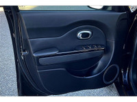 2018 Kia Soul EX The 2018 Kia Soul EX is a versatile hatchback that blends bold styling, advanced te... (image 1)