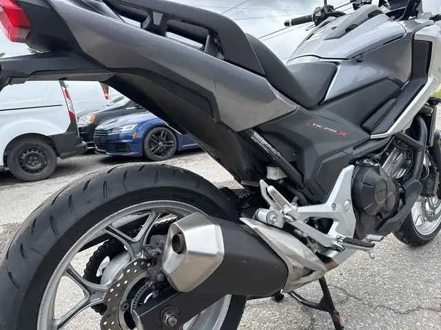 2016 Honda NC750X ~ HONDA NC750X ~ COOL BIKE ~ DUAL PURPOSE ~ in Street, Cruisers & Choppers in City of Toronto - Image 13