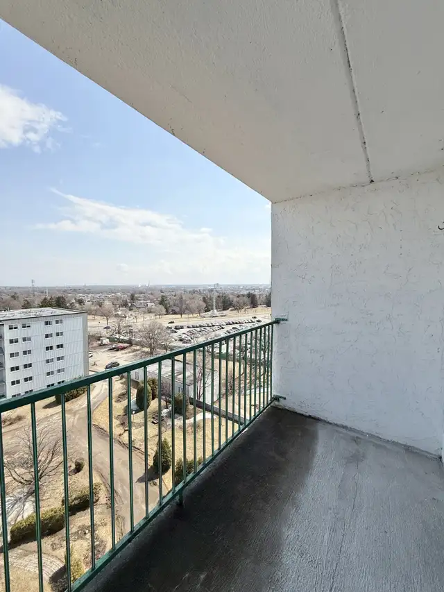 3.5 à Trois-Rivières à louer, disponible dès maintenant in Long Term Rentals in Trois-Rivières - Image 12