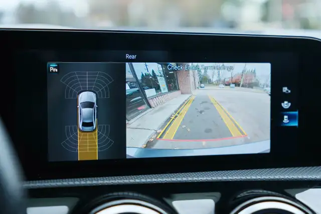 2022 Mercedes-Benz A-Class in Cars & Trucks in Markham / York Region - Image 40