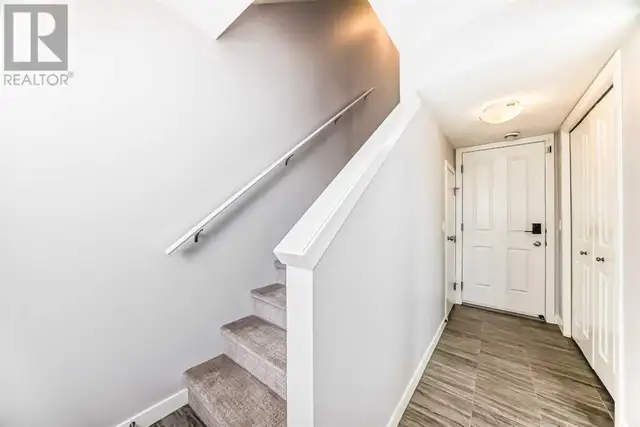 2205, 250 Fireside View Cochrane, Alberta62863766040449124