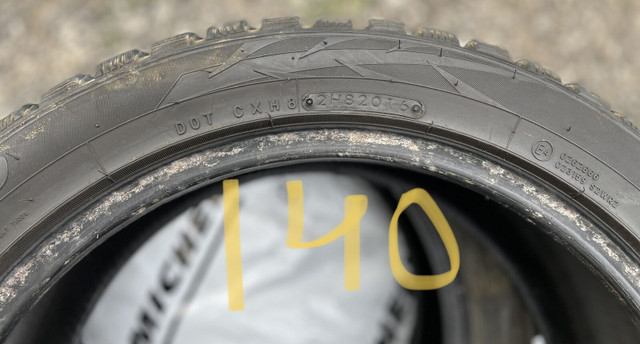 140: TOYO 225/45R17 WINTER TIRES in Tires & Rims in Oakville / Halton Region - Image 3