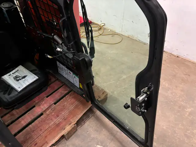 BOBCAT S70/463 CAB ENCLOSURE-BRAND NEW TAKE OFF63771549911299123